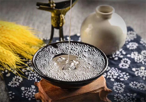 万友古井贡酒