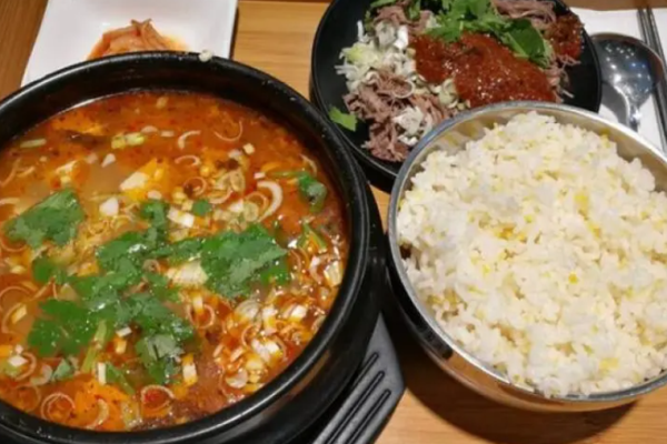 锐兴记牛肉汤饭