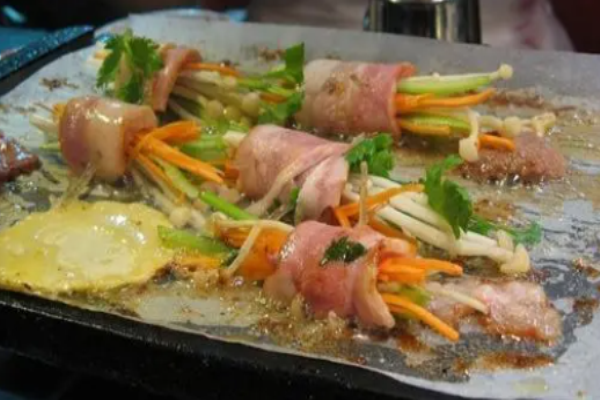 龙膳纸上烤肉