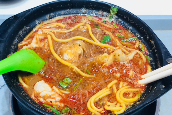 吉之味砂锅面