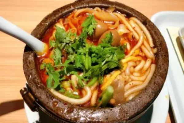 粉面桃花土豆粉