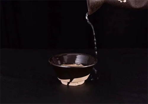 聚义白酒