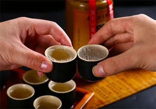 聚贤酒业