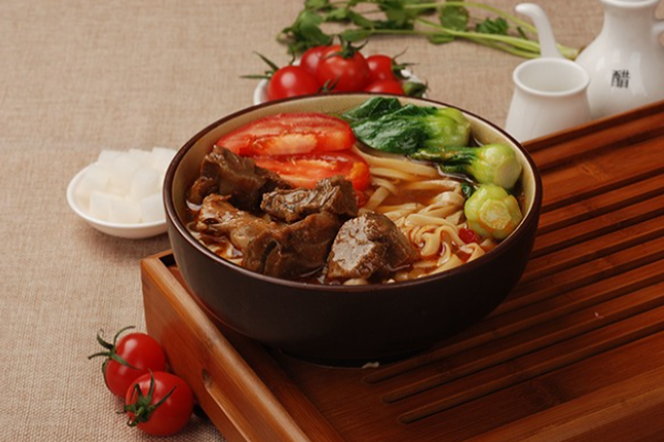 宏爷牛肉面