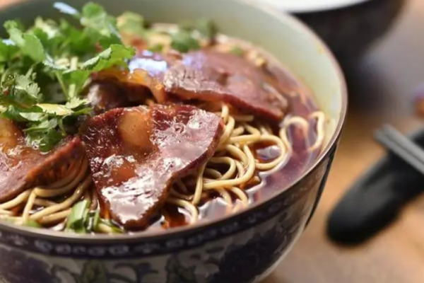 宏爷牛肉面