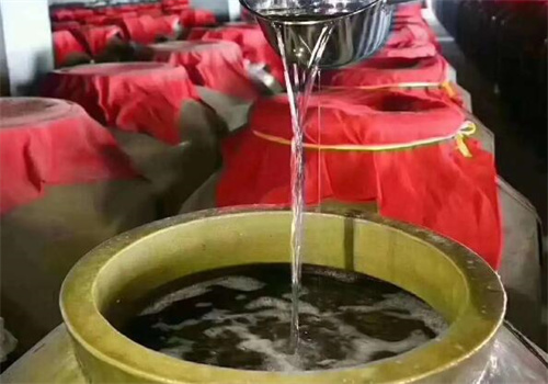 老军工白酒