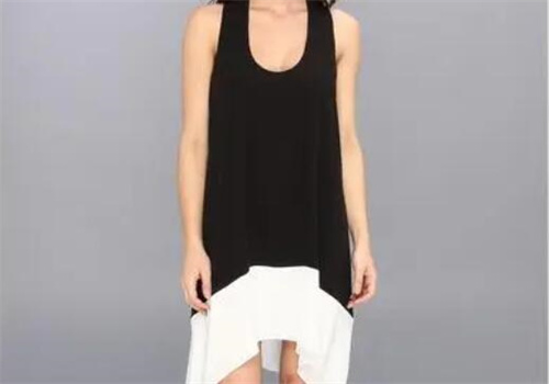 BCBGMaxAzria女装