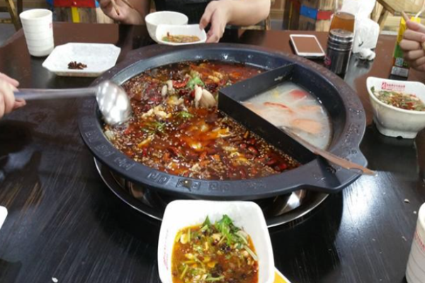 鱼蛙传奇主题餐饮