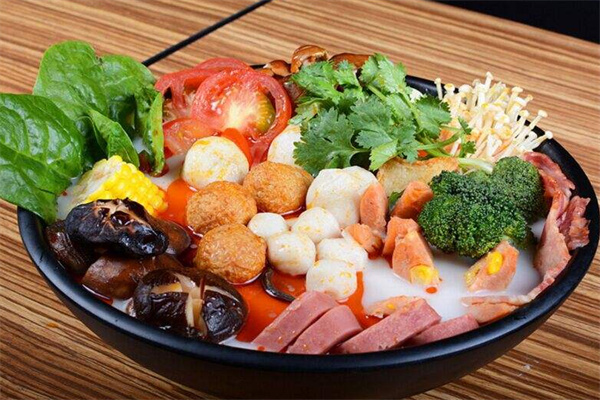 闽味么么哒麻辣烫加盟