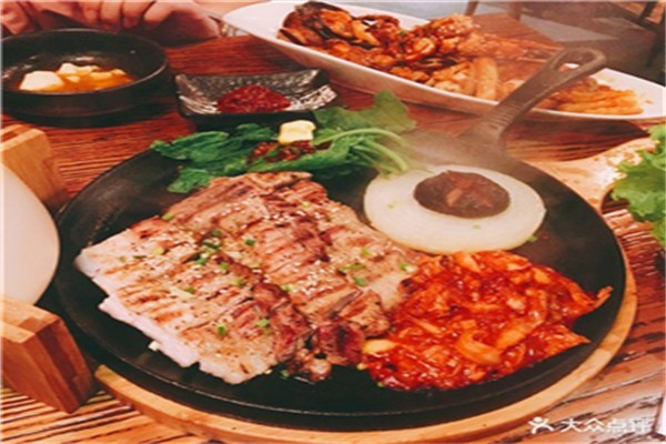 吃盼君韩式料理