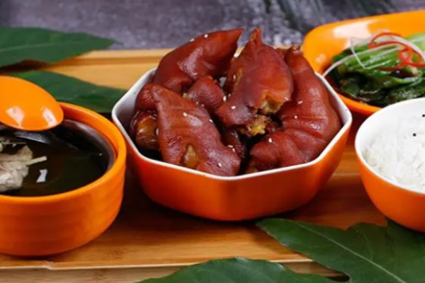 流弊的猪脚饭