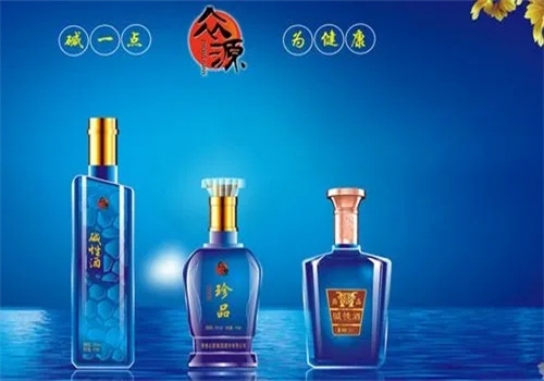 众源碱性酒