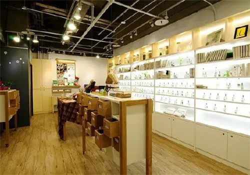 金美拉化妆品