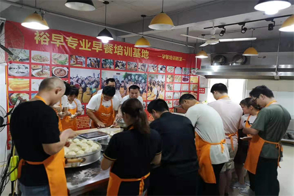 裕早小吃培训