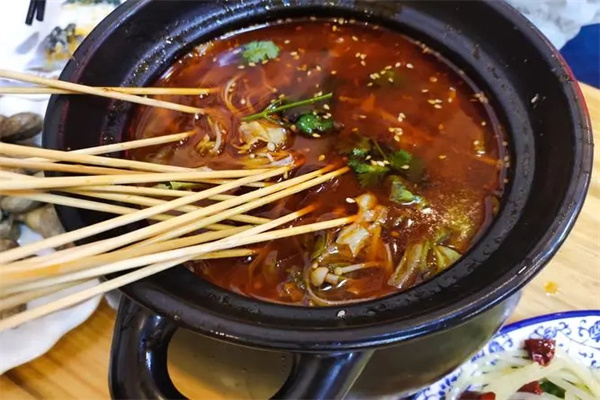 鲁锅鲁串