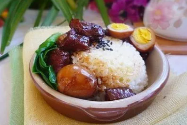 钱小饭卤肉饭