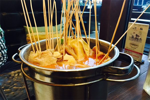 鲁锅鲁串