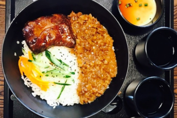 钱小饭卤肉饭