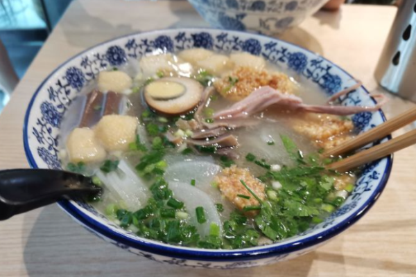 小潘记鸭血粉丝汤