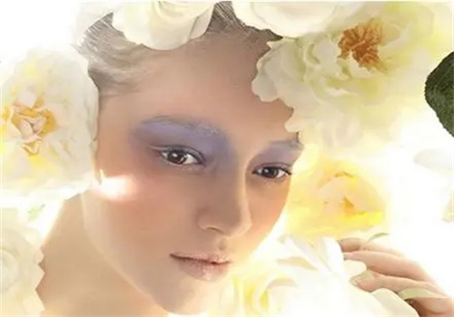 艾薇艾彩妆美容教育