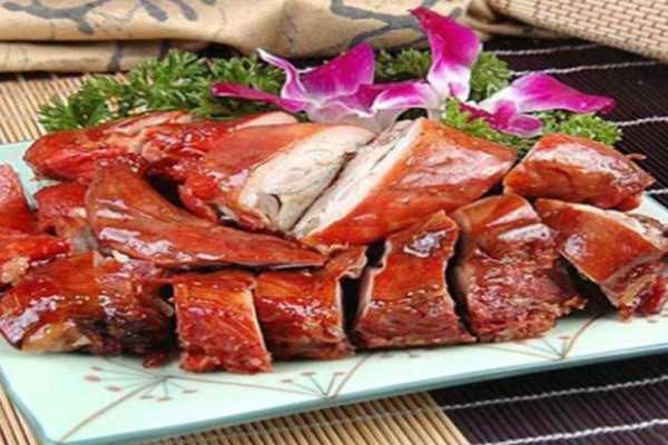 穿骨香烤鸭