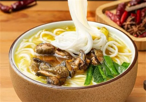 滋丝味乌鸡米线