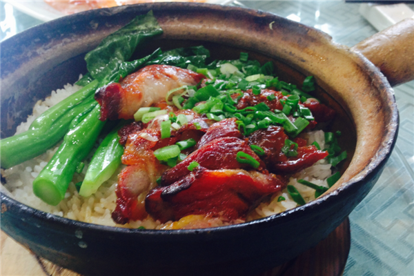 搜美煲仔饭