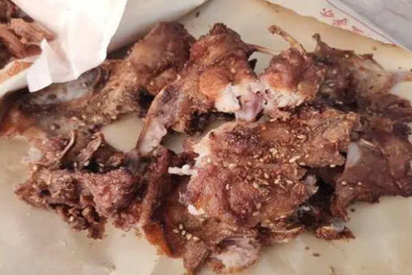 哈呦先生烤鸡架
