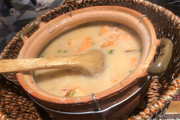 潮满味潮汕砂锅粥