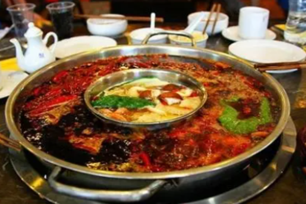 龙铭佬火锅