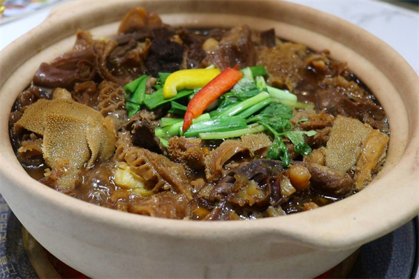 牛和品牛杂煲