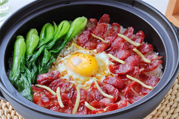 世川煲仔饭
