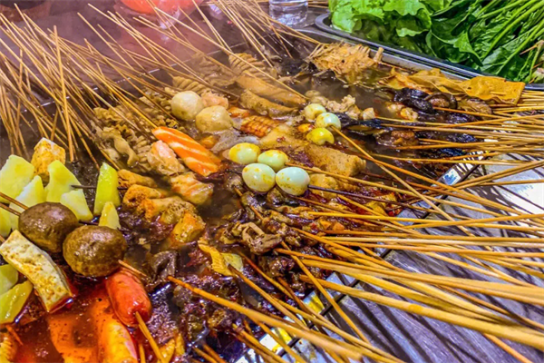 辣味王串串香麻辣烫