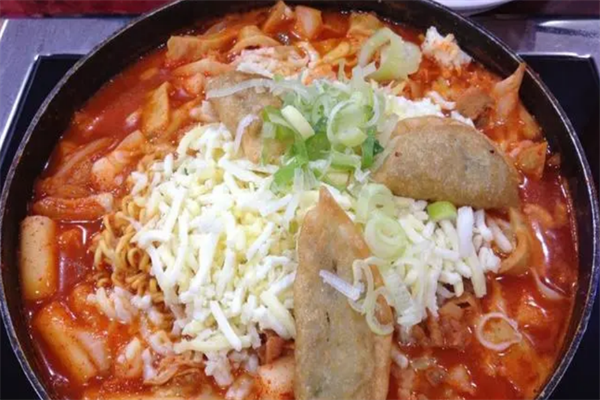 摩休敦纳年糕料理