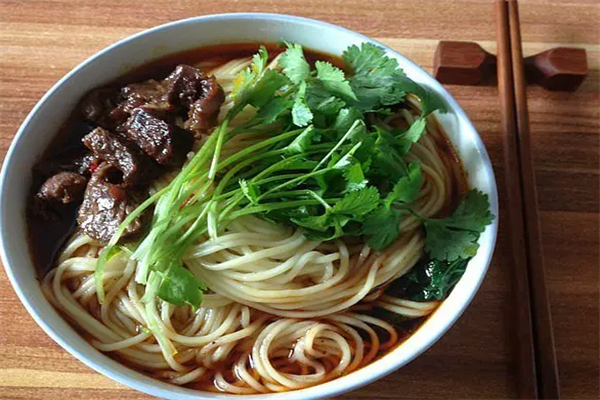 莽子牛肉面