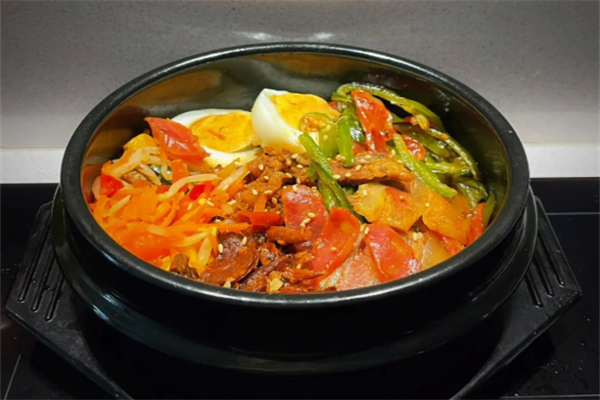 阿谷石锅拌饭