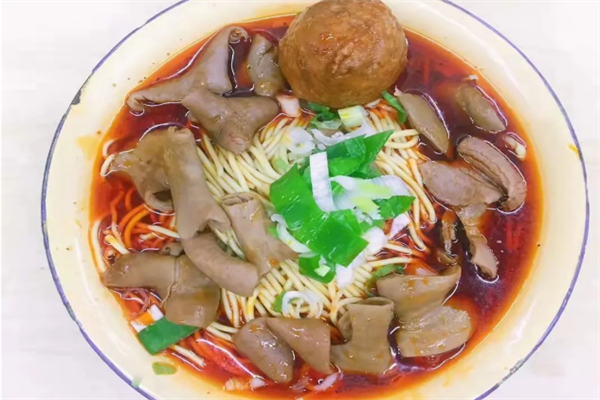炊牛坊牛吃草牛杂面