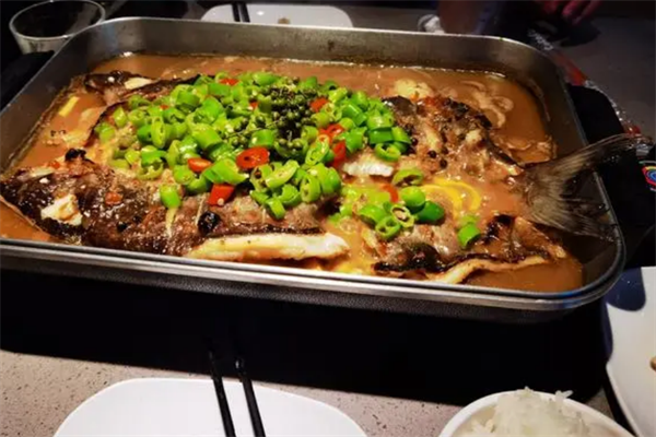 赖美丽青花椒烤鱼