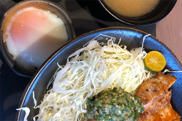 村灿日式烧鸟饭