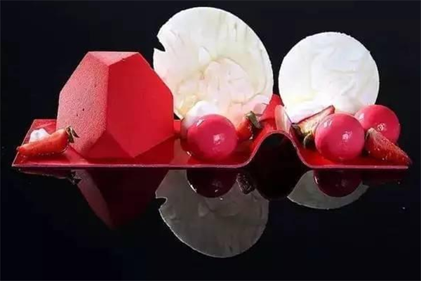 蒂娜卡顿尔甜品