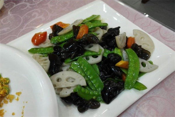 伊鸿哈利穆餐厅
