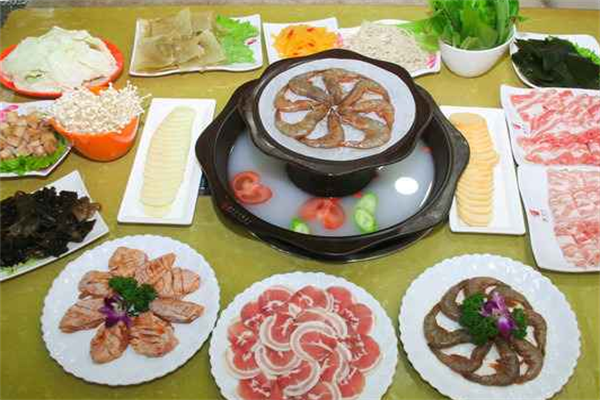 汉食坊金刚煲王火锅