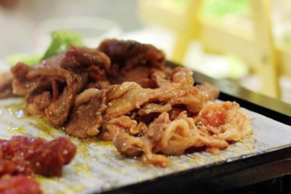 西蒙纸上烤肉