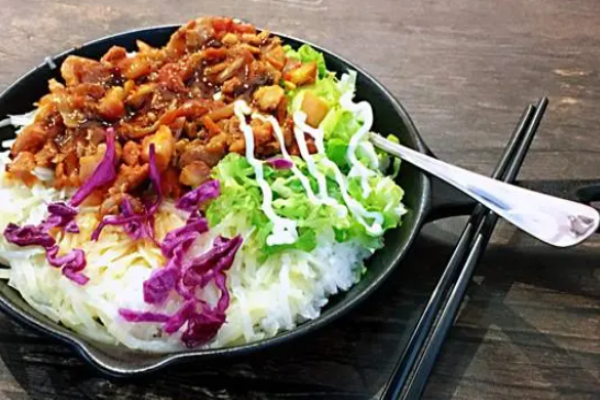 一田肉肉拌饭