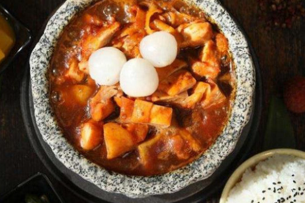 馋香丝泡泡鸡快餐
