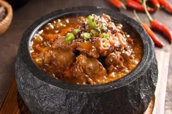 馋香丝泡泡鸡快餐