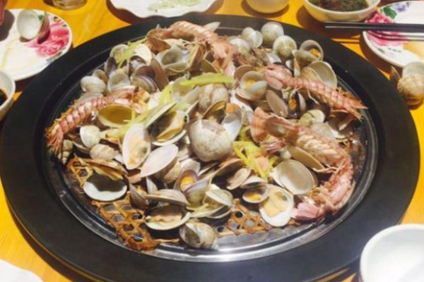 大渔大煲蒸汽海鲜