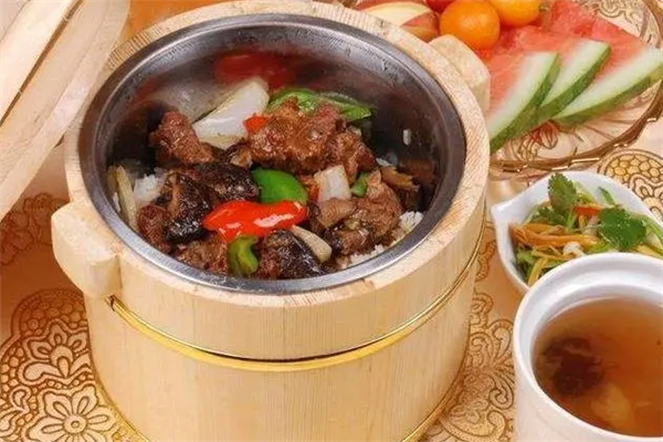 小湘屯木桶饭