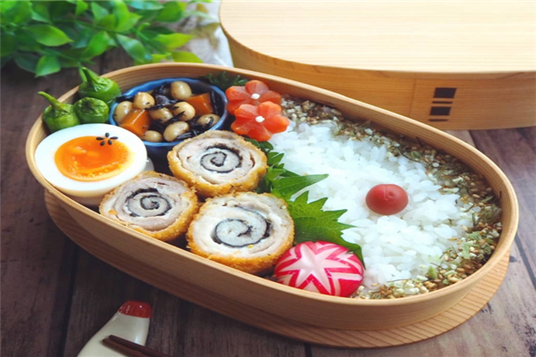 春野家和风精致便当