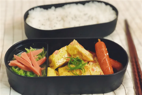 饭米粒便当